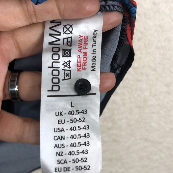 Boohoo Man Mens Black Dragon Short Sleeve Button Down Shirt SIZE LARGE - Picture 3 of 8